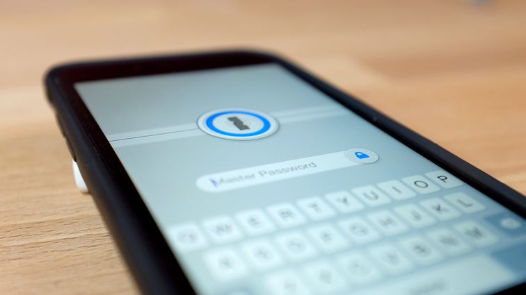 A cell phone on a table
Description automatically generated with medium confidence